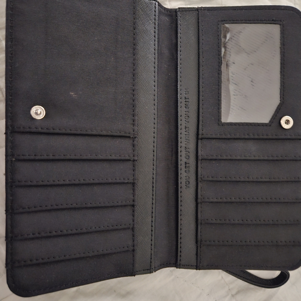 Kenneth Cole Reaction Black Wristlet - Picture 3 of 4